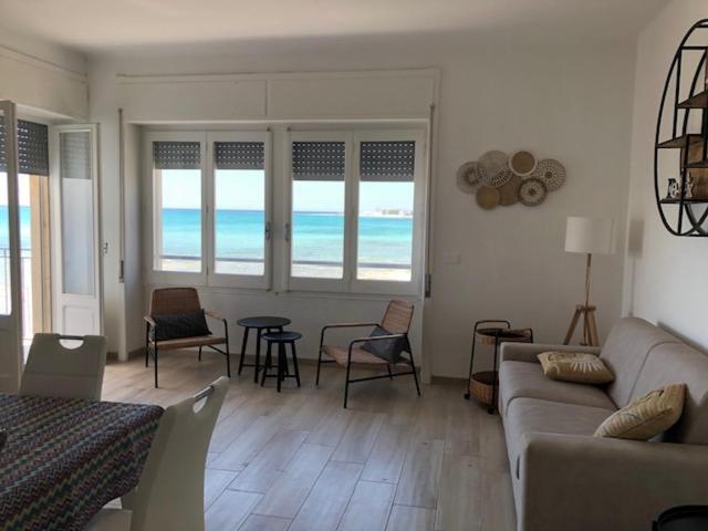 Viva Vista Mare Trilo Primo Piano Apartment ปอร์โตเชซาเรโอ ภายนอก รูปภาพ